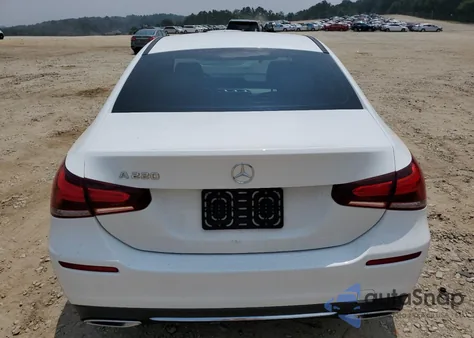 2019 Mercedes-Benz A 220 из США, поврежденный, VIN WDD3G4EB0KW019891